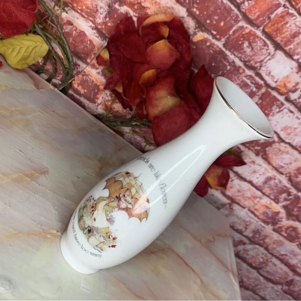 Vintage 1977 Holly Hobbie Porcelain 7